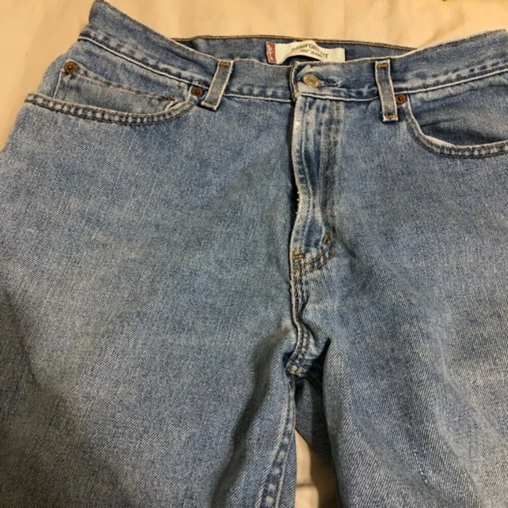 Vintage Levi’s 560 comfort fit Classic Blue Men's 33x30 Jeans
